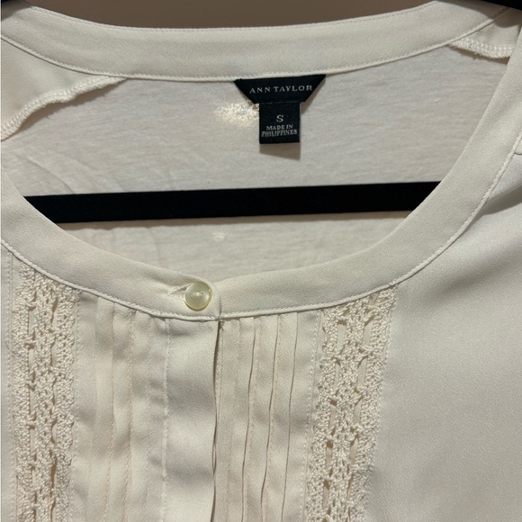 Bundle of two gorgeous work tops EUC - Picture 4 of 7